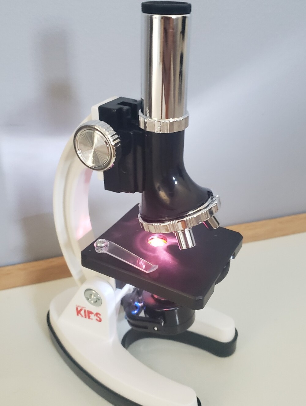 KIDS Microscope Set - Picture 7 of 10